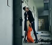 De la baise en prison