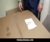 Son cul est fait pour la baise