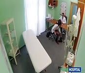 Docteur baise sa patiente