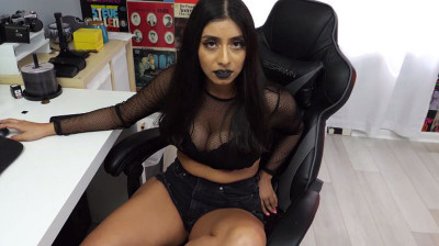 Une POV sombre avec Violet Myers